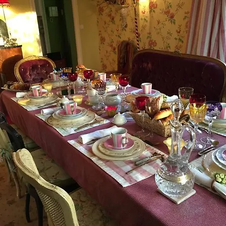 Carioca Bed & Breakfast 2*