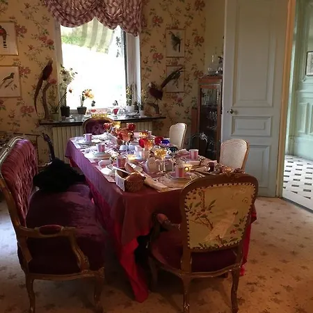 Carioca Bed & Breakfast Maisons-Laffitte